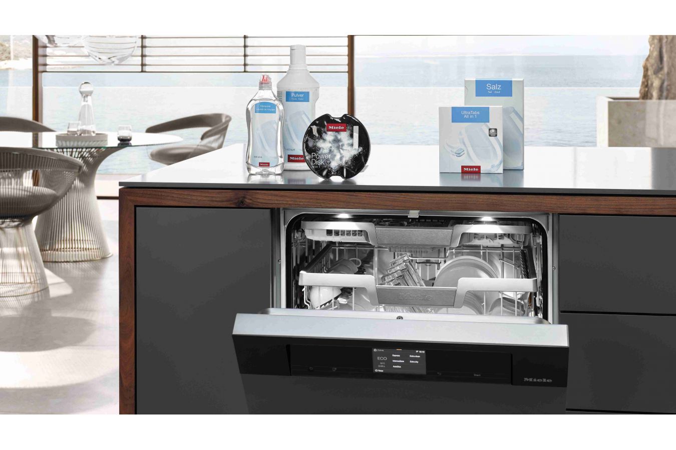 Sehraný tým mycích prostředků pro perfektní čistotu a lesk nádobí