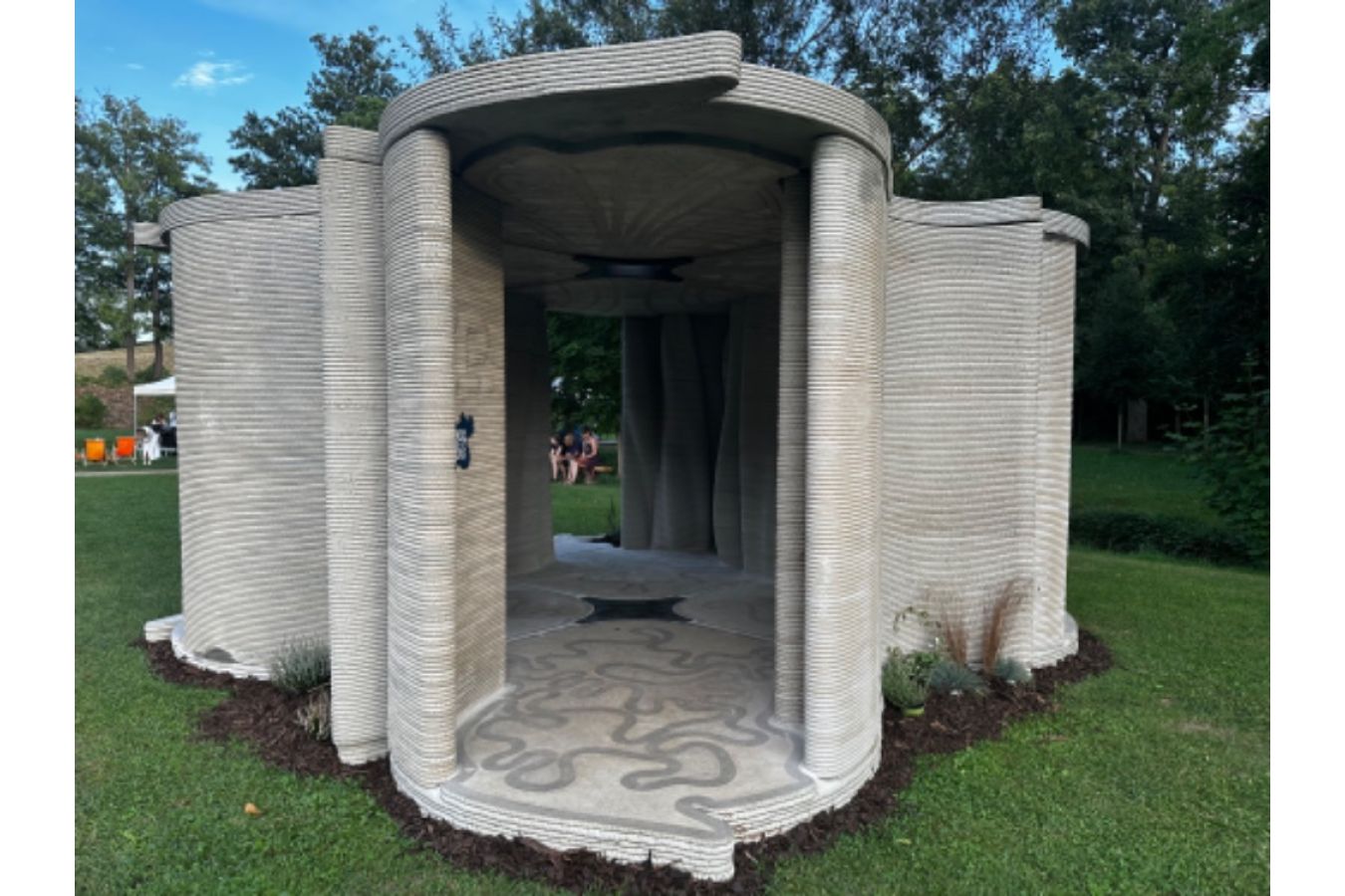 3D tištěný beton jako umělecké dílo najdete ve  Žďáru