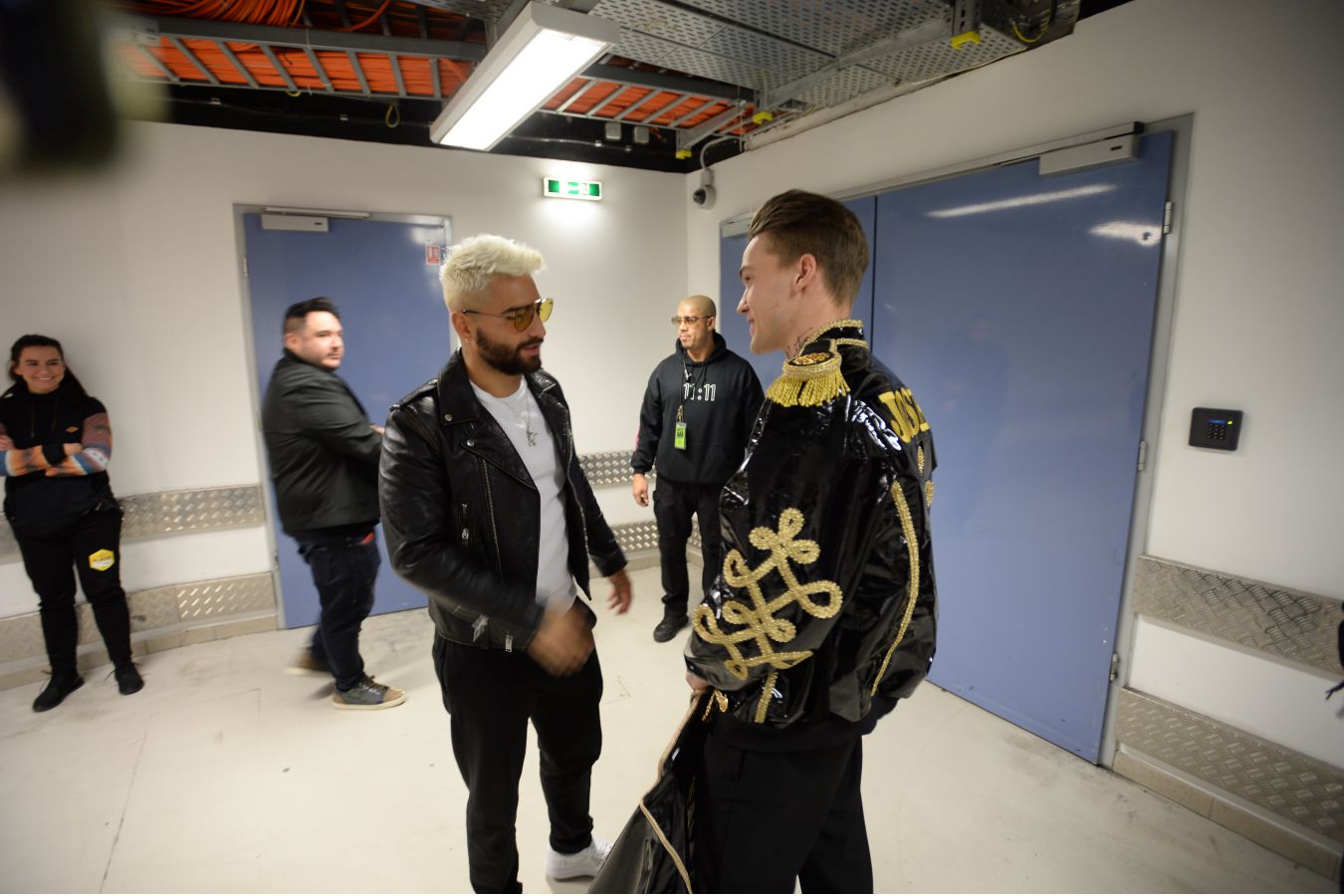 Maluma a Mikolas Josef se zvládli potkat jen pár dnů před zrušením řady představení