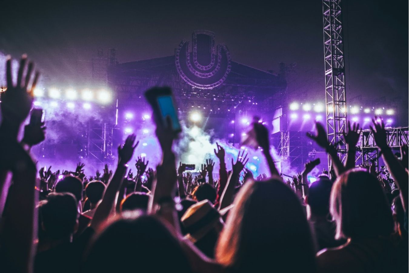 Kam za nejlepšími letními festivaly roku 2025?