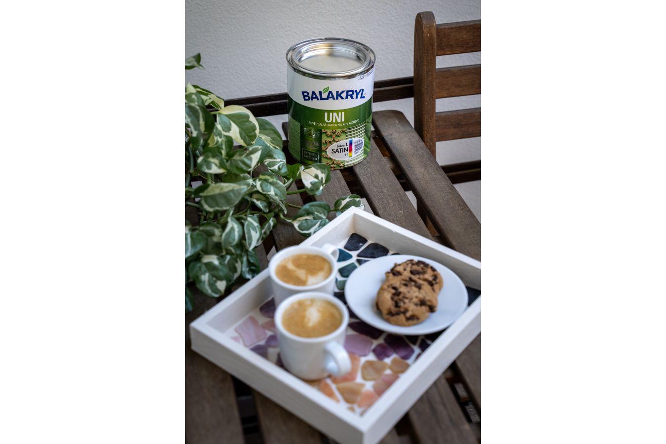 Jak na mozaikový podnos: jednoduchý DIY projekt pro krásné stolování