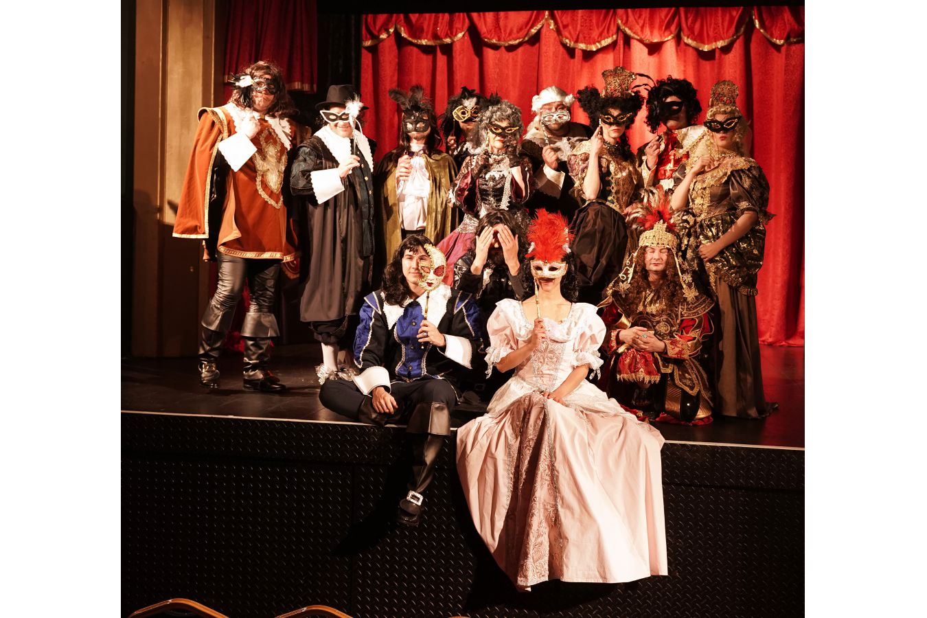 Cyrano bude uvedeý v září ve Strašnickém Divadle Solidarita, kostýmy jsou úchvatné