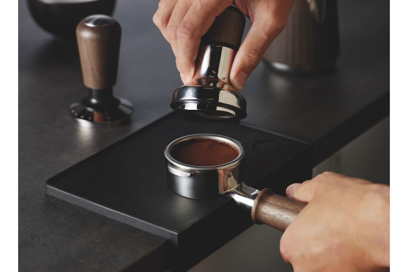 Domácí espresso: Proč tradičních sedm gramů dnes nestačí?