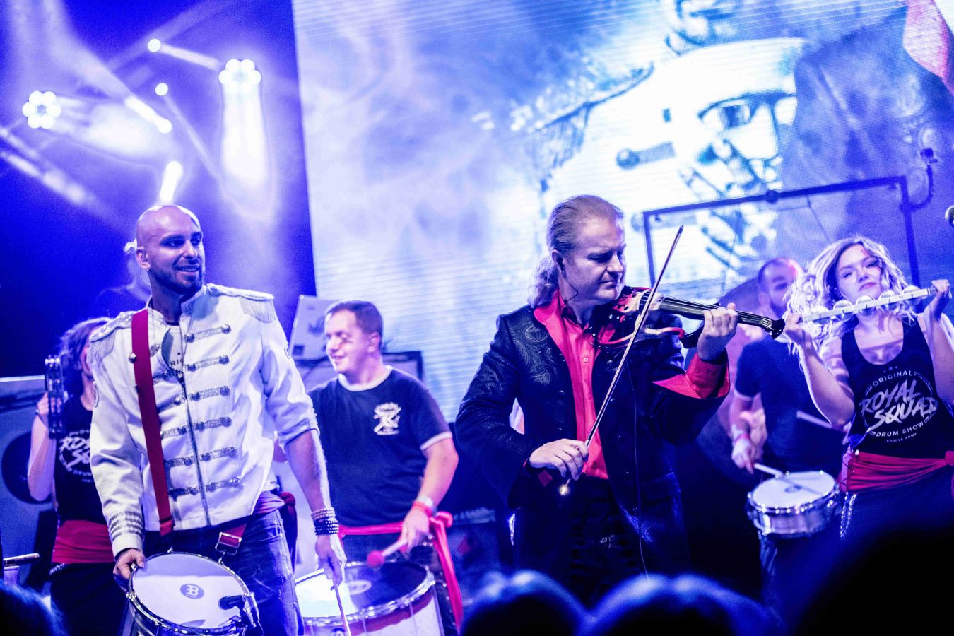 Tokhi &amp; Groove Army natočili koncertní videoklip s Pavlem Šporclem k jeho skladbě Surprise